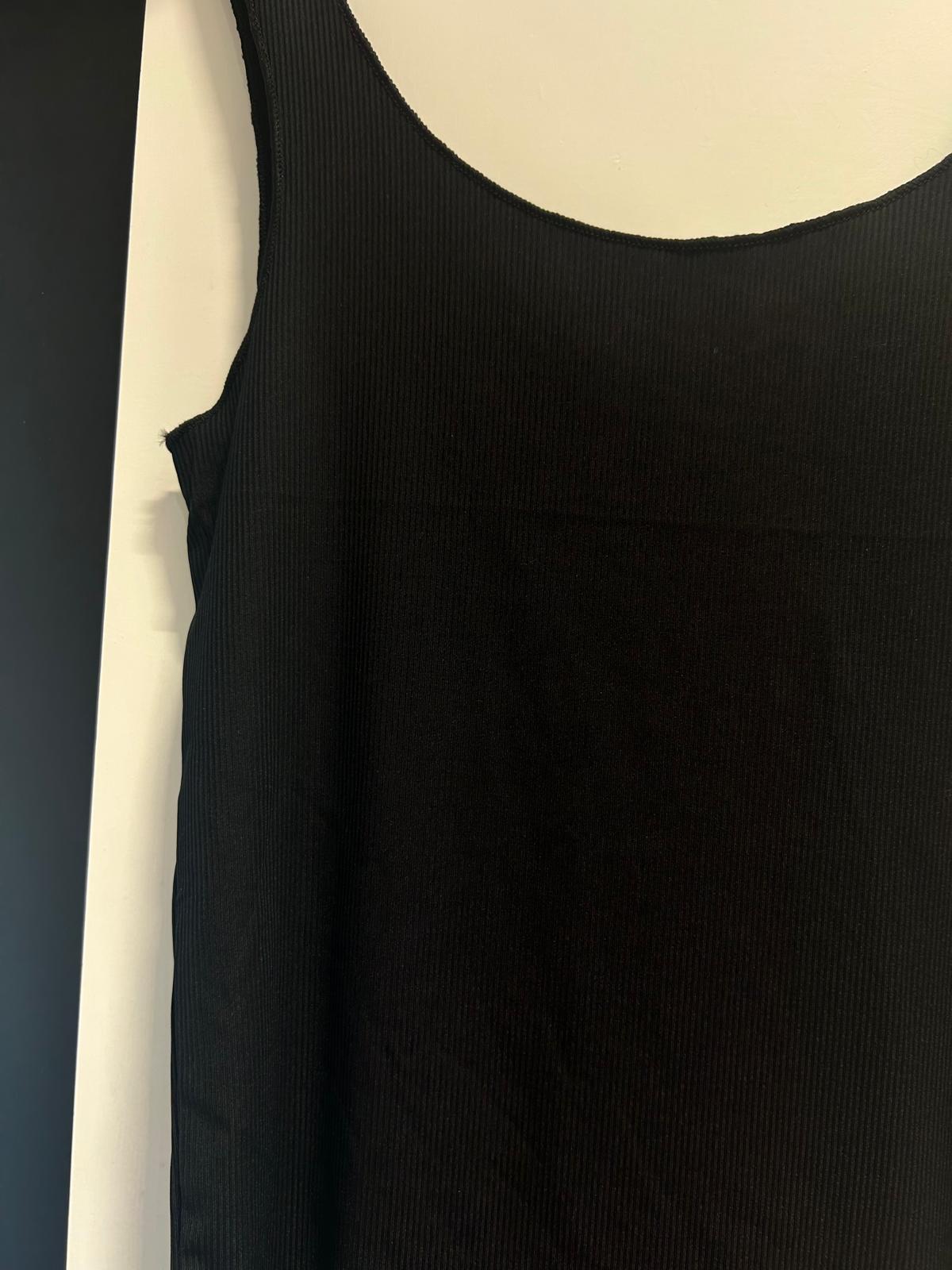 Body elasticizzato a costine