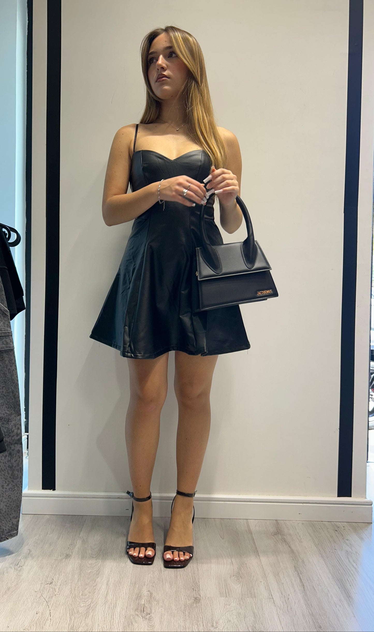 Vestitino in eco pelle