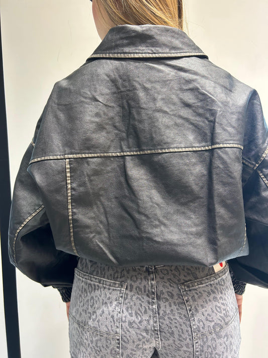 Giubbotto in eco pelle over