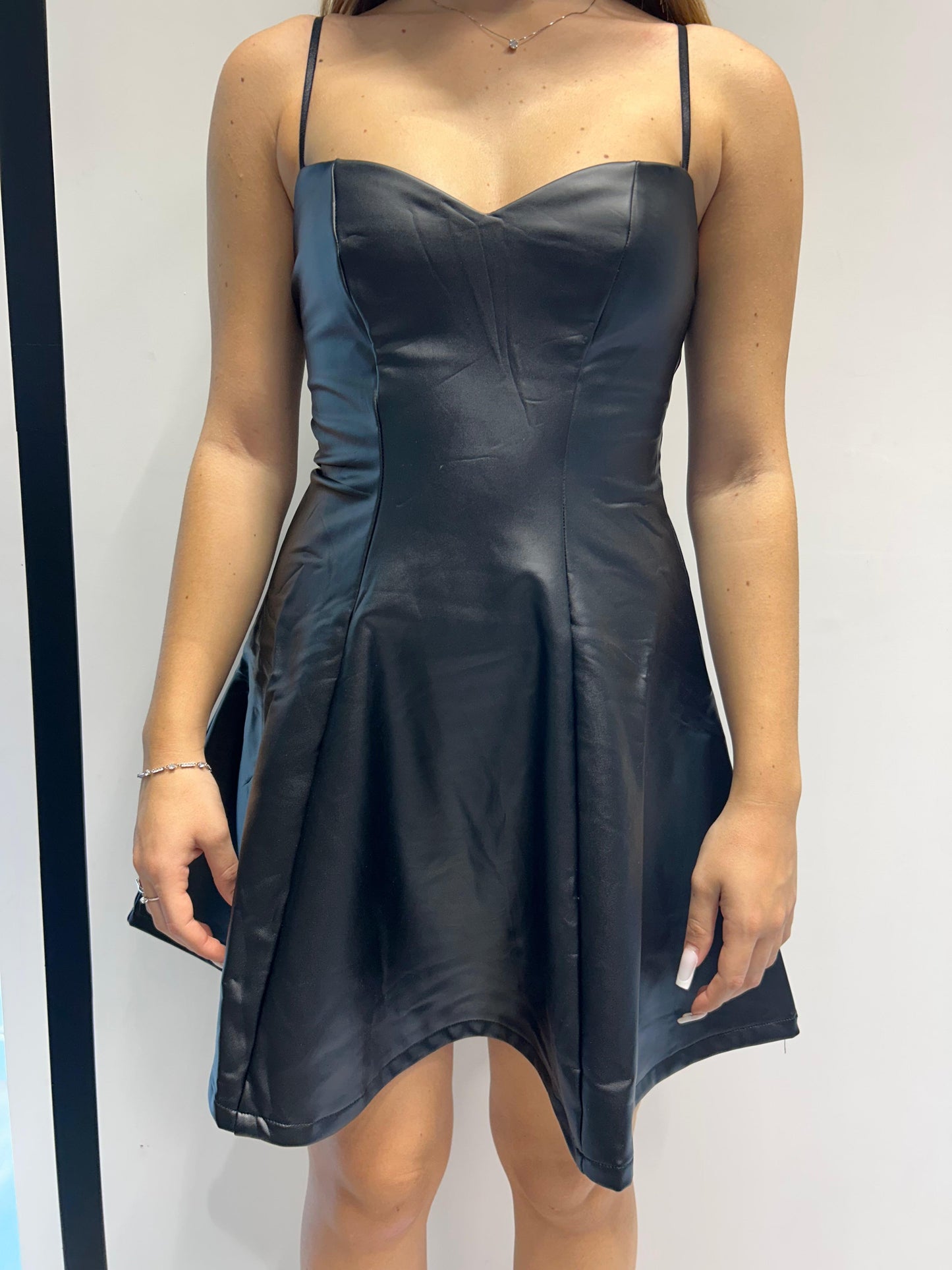 Vestitino in eco pelle