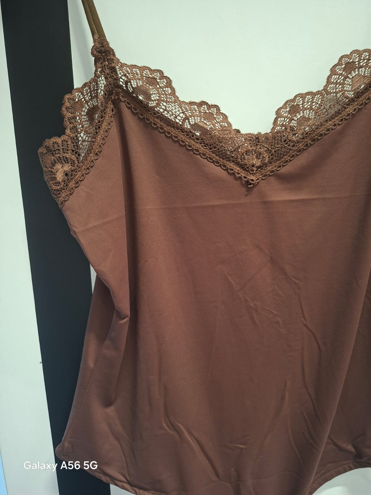 Body con scollo  in pizzo