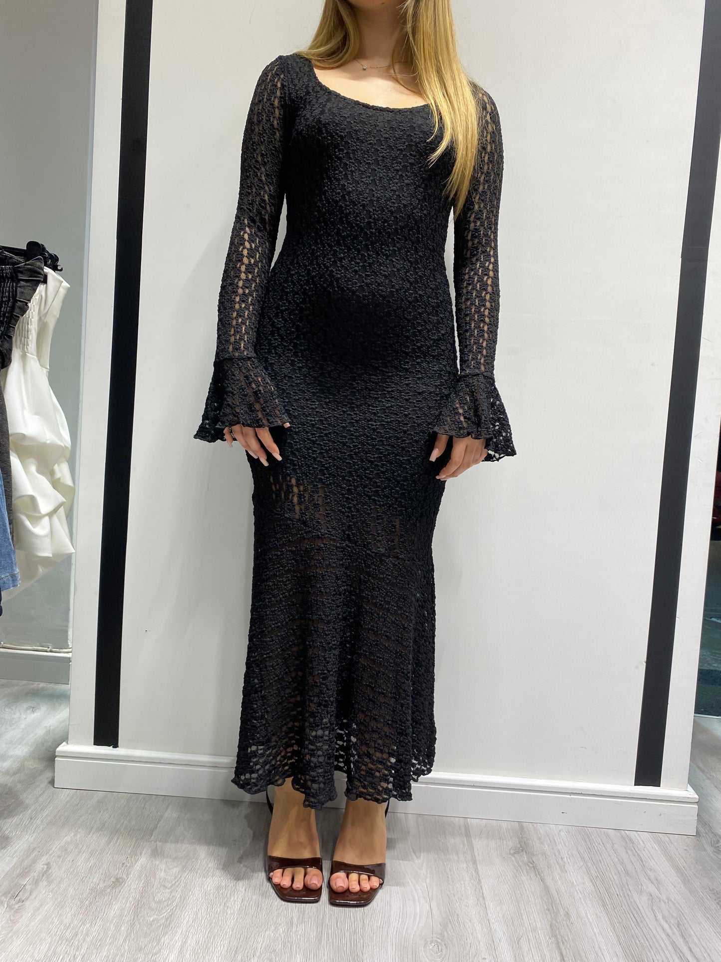Abito traforato nero